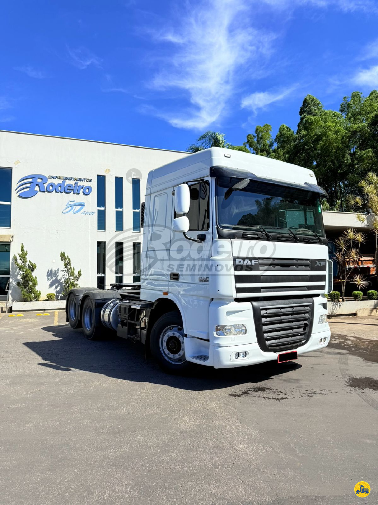 CAMINHAO DAF DAF XF 460 Cavalo Mecânico Cavalo 6x2 Rodeiro Seminovos SETE LAGOAS MINAS GERAIS MG
